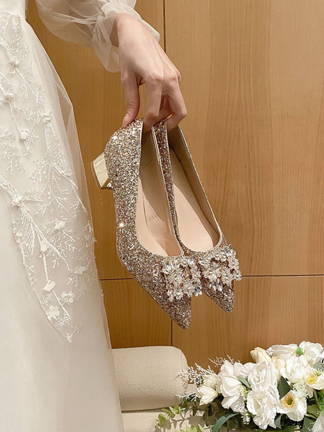 7612f0b9-24da-49a3-b829-0a4210a8d7c5-Max